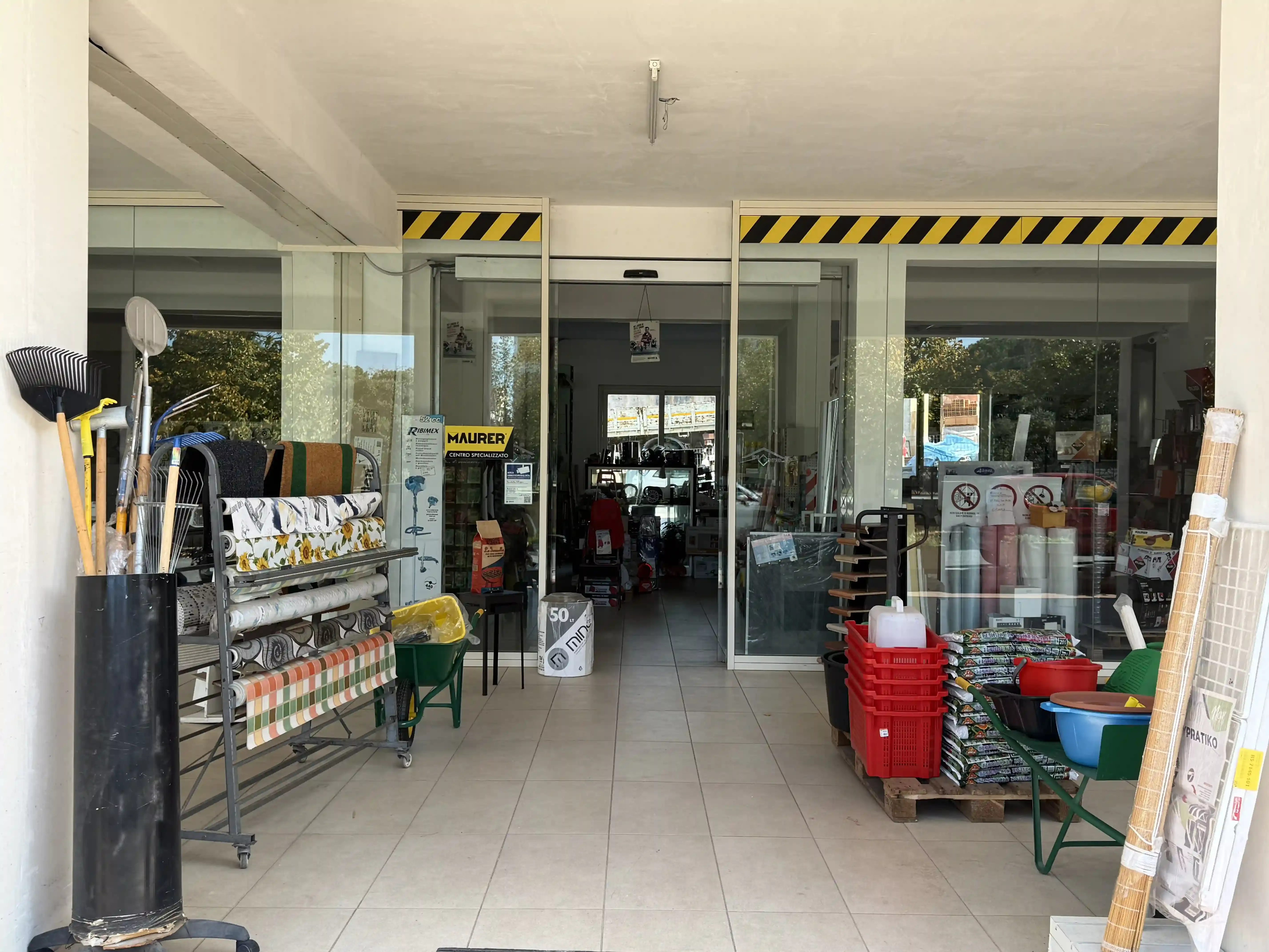 Reparto Ferramenta Edil Centro a Pace del Mela